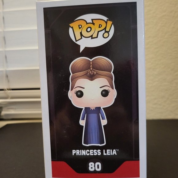 Star Wars (The Force Awakens) Princess Leia Funko Pop - Picture 4 of 11